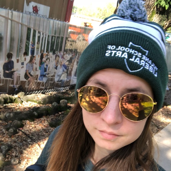 Meet your Posher, Rosie - Picture 3 of 6